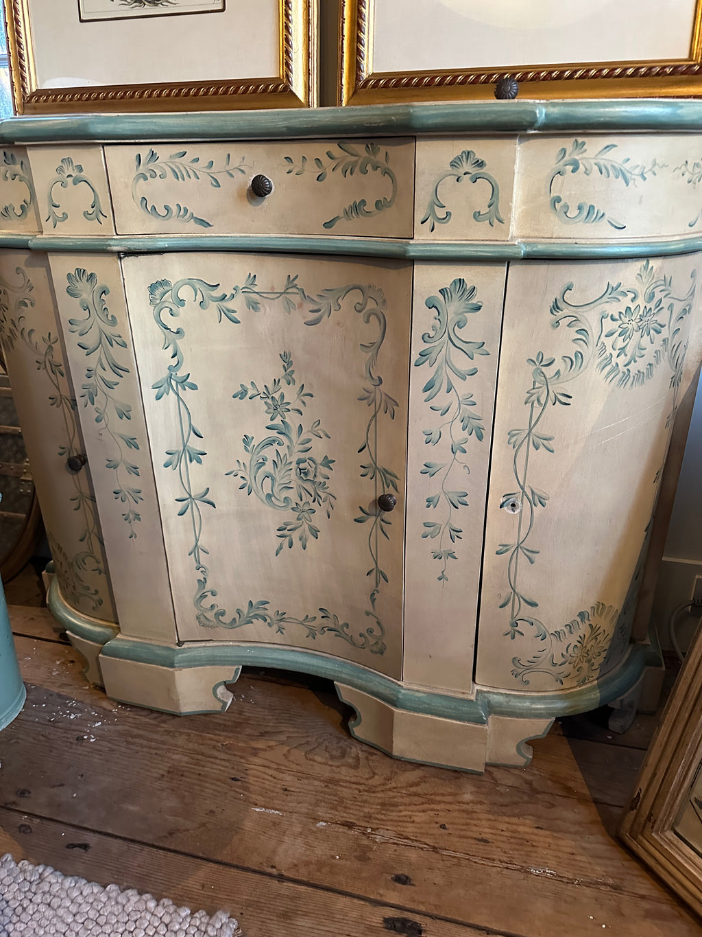 Repro Venetian style serpentine console
