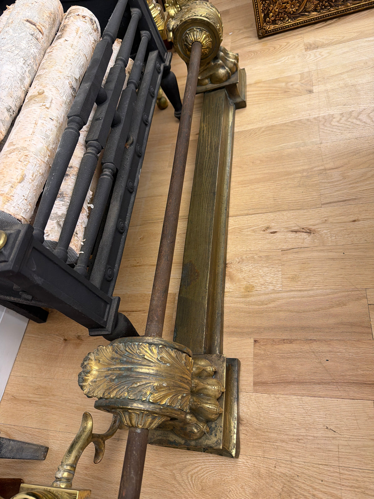 19th century Fire guard with paw feet and acanthus detailing