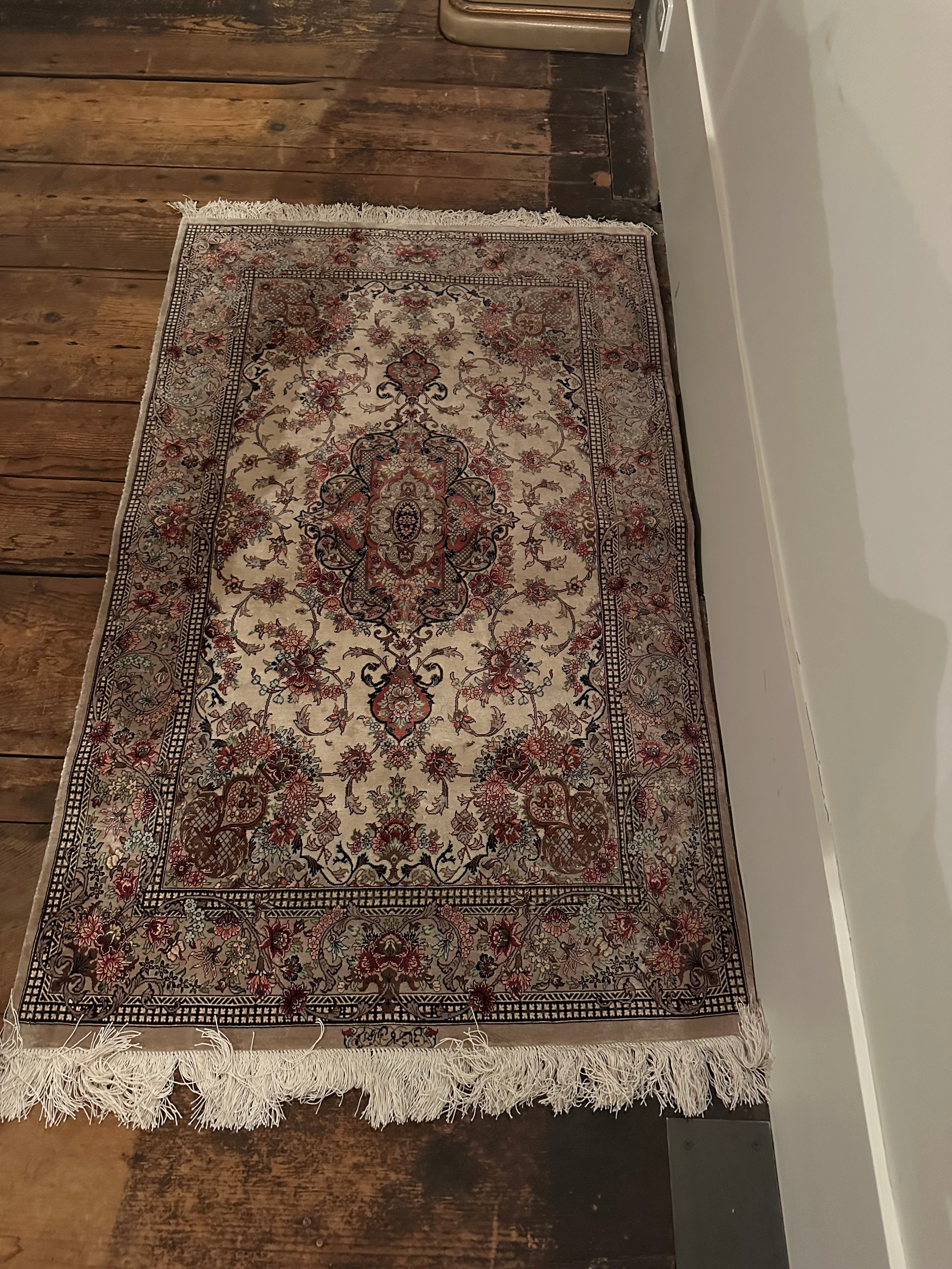 Thai rug