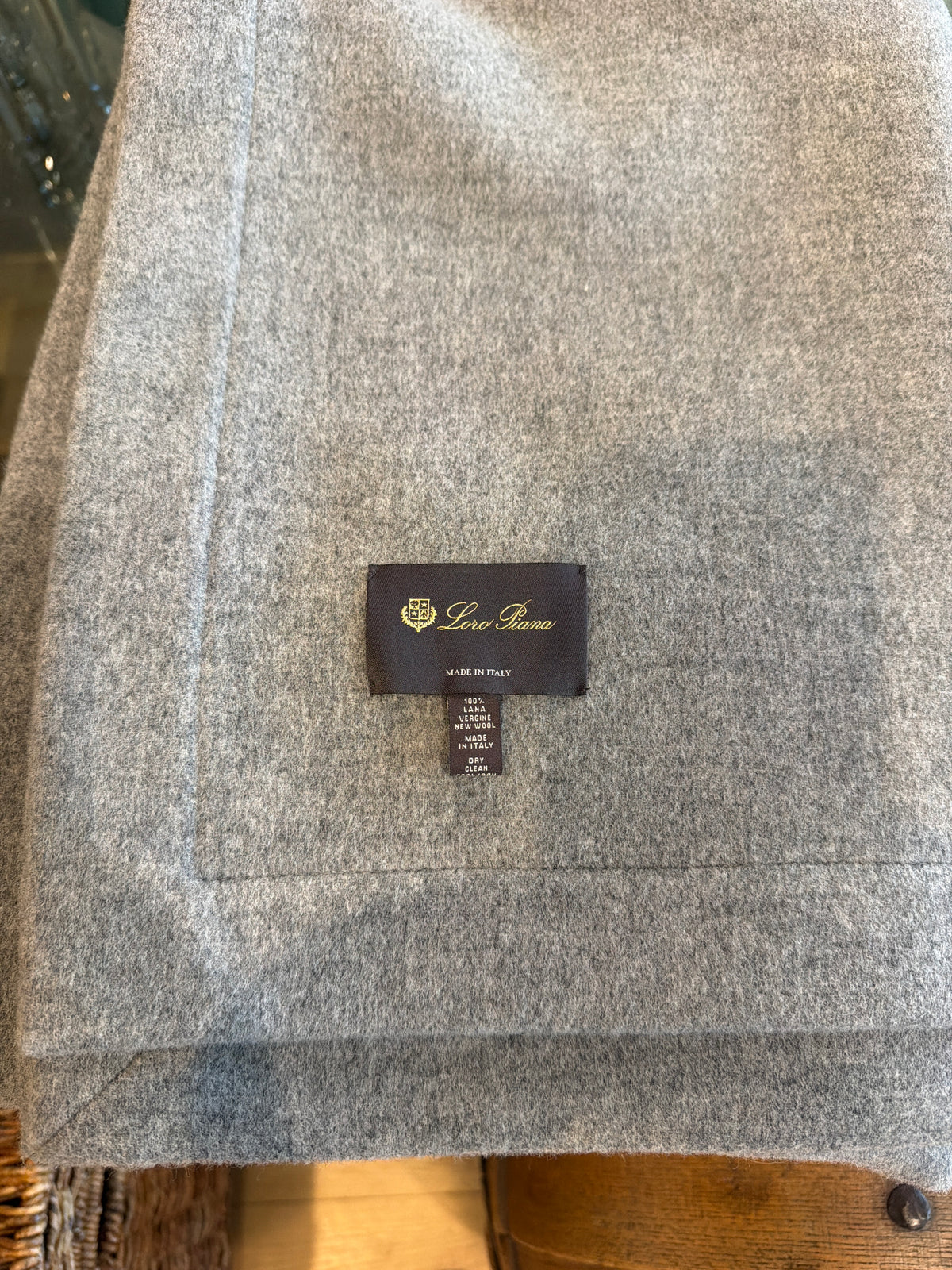 Loro Piana grey woolen throw blanket