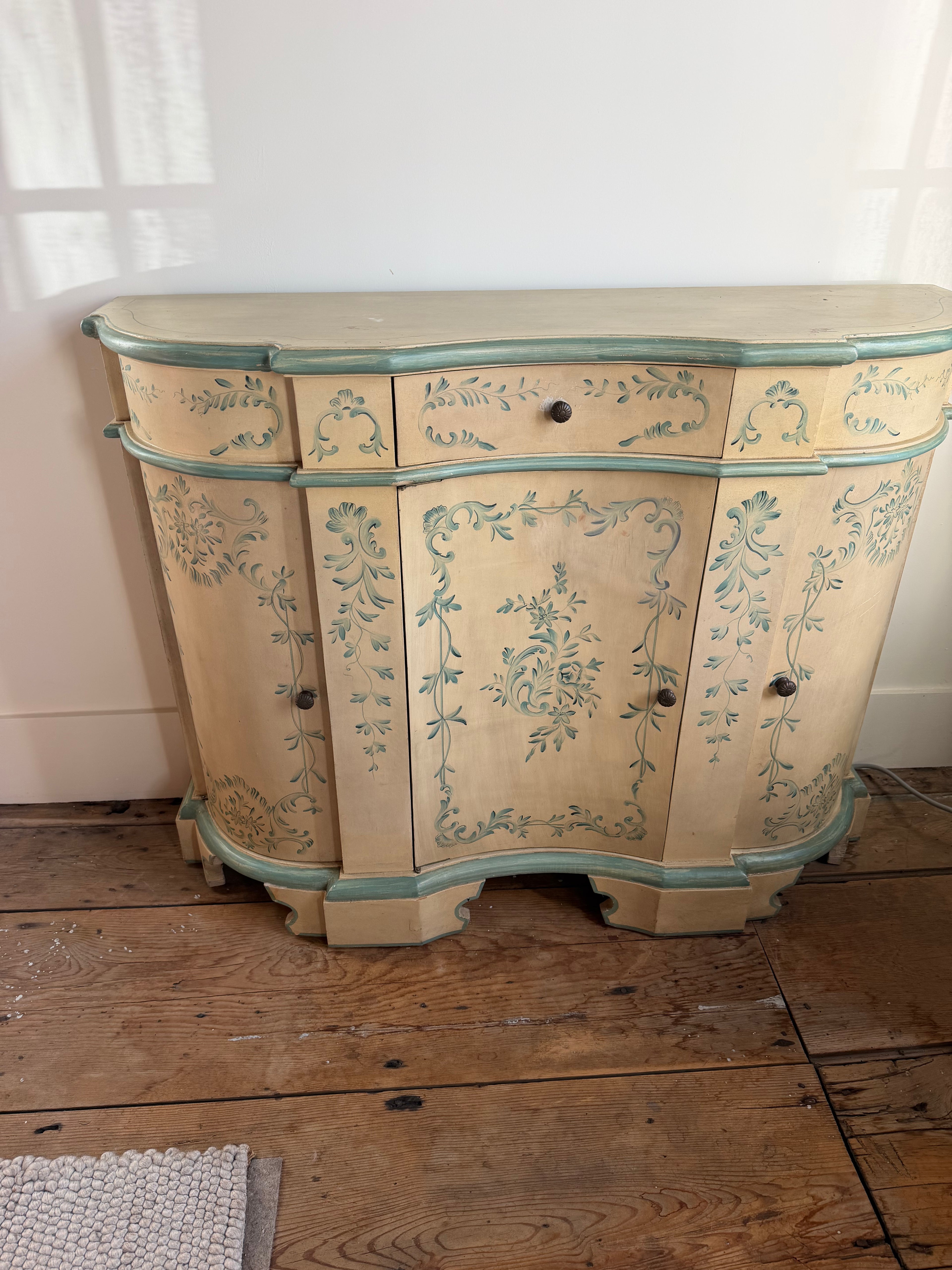 Repro Venetian style serpentine console